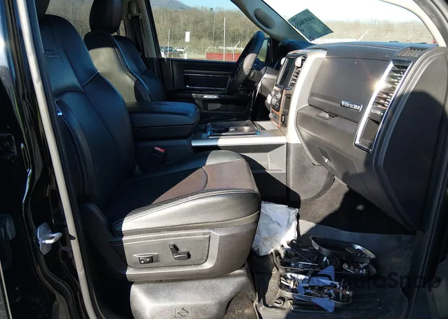 1C6RR7VM3FS521235: 44493645