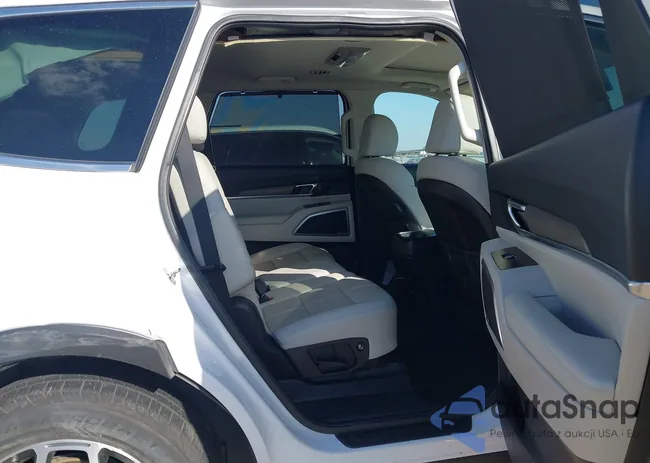 5XYP34HC5NG259581: 44493659