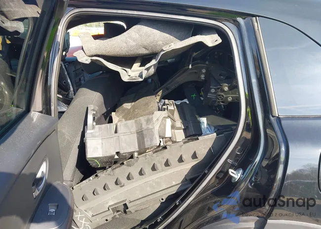 3CZRZ2H58RM753384: 44493664