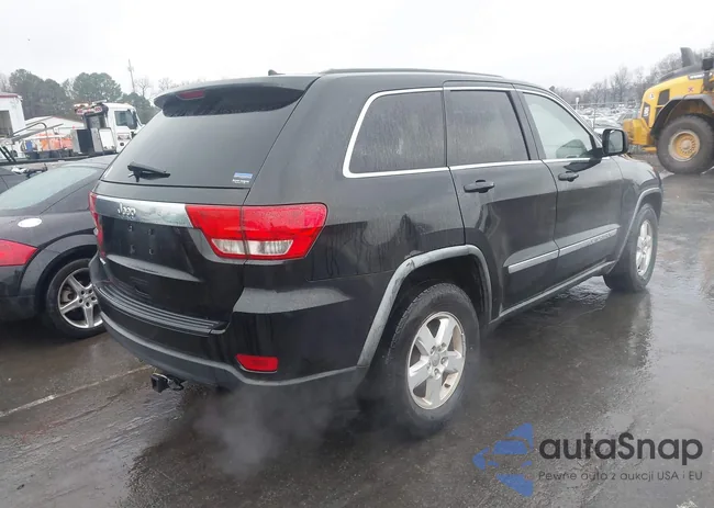 1C4RJEAG3CC215176: 44494729