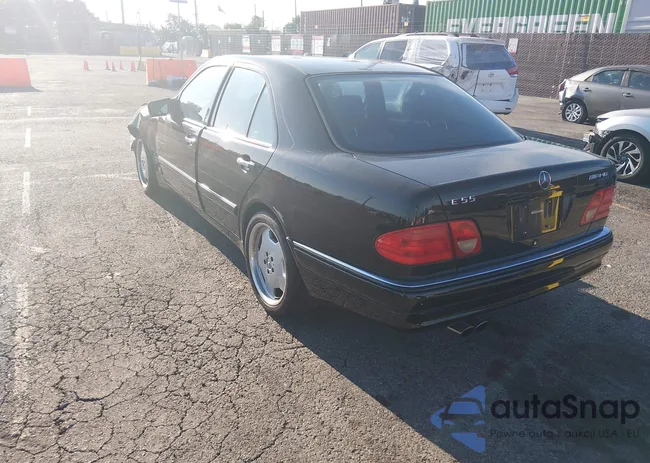 WDBJF74H4XA927159: 44494754