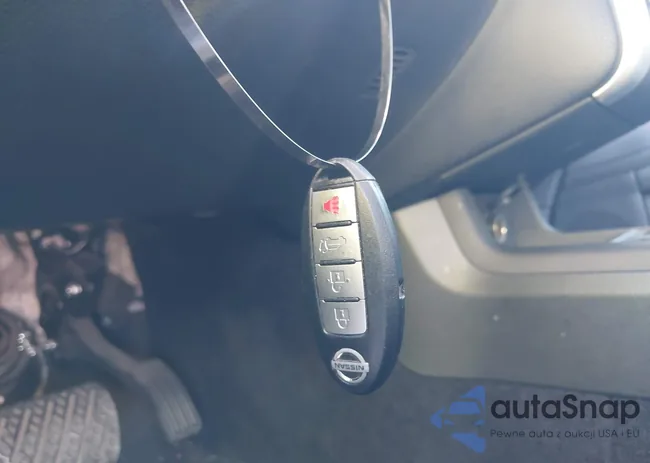 JN8AZ1MU8AW020805: 44495077