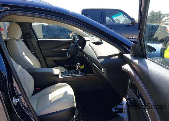 3MVDMBDYXNM459377: 44495106