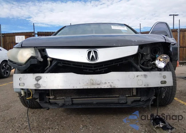 JH4CU26649C001218: 44495190