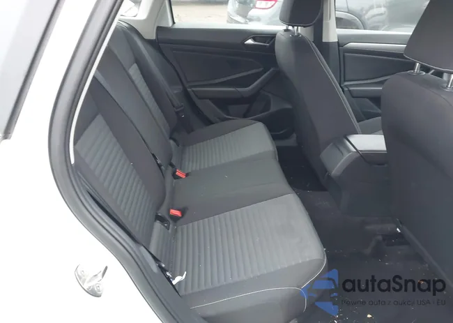 3VW5M7BU2PM052124: 44494377