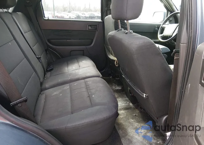 1FMCU9D7XBKB17505: 44494409