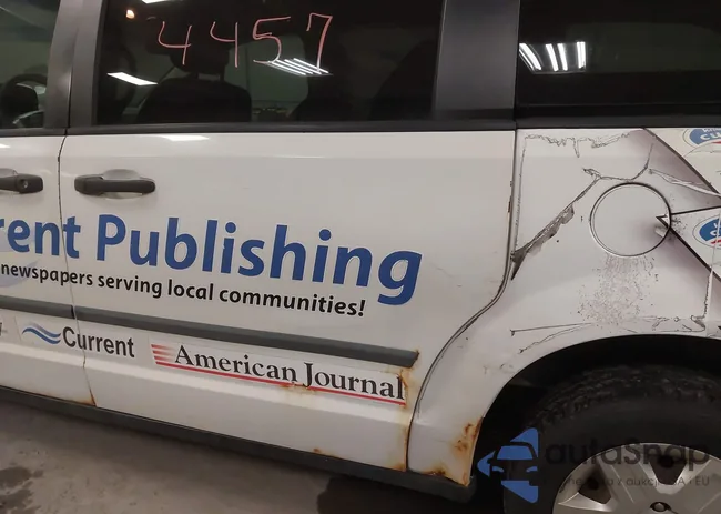 2D4RN1AE5AR296863: 44494457