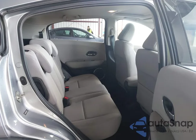 3CZRU5H58HG706272: 44494478