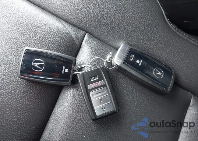 19UUB3F38JA000422: 44494573