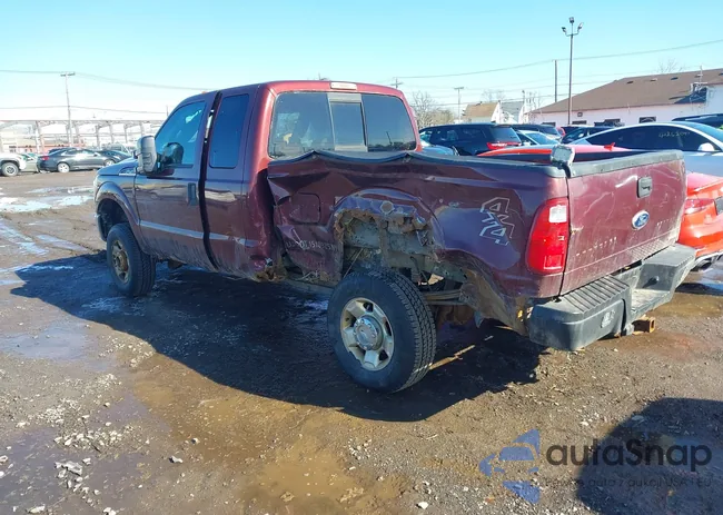 1FT7X2B67CEB37855: 44494577