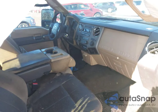 1FT7X2B67CEB37855: 44494577