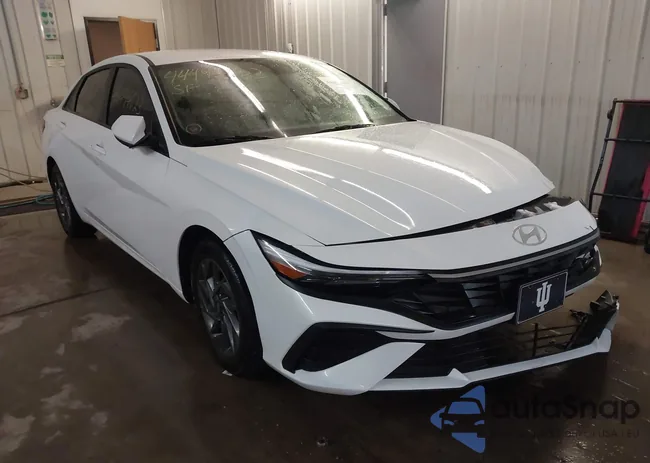 KMHLM4DG9RU670437: 44494623