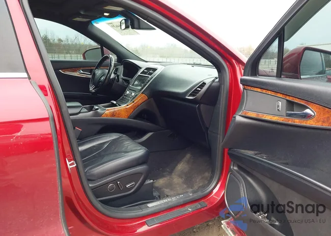 2LMPJ6LR4JBL38817: 44494639