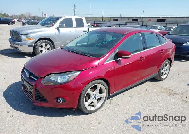 1FADP3J2XDL352611: 44494648