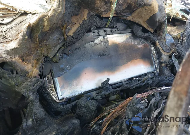 5UX43DP08P9S92006: 44495727