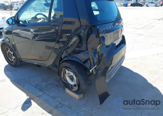 WMEEJ3BA7FK804191: 44495769