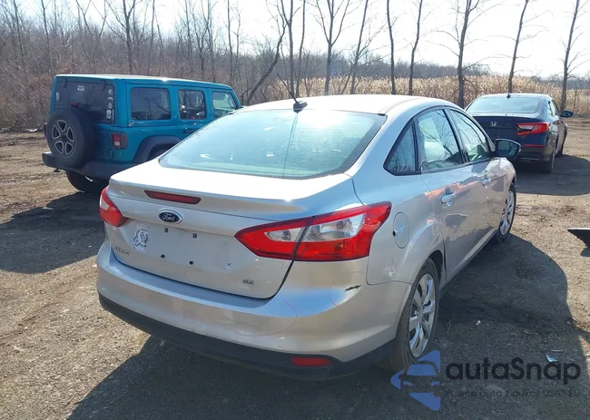 1FADP3F26EL202098: 44496026