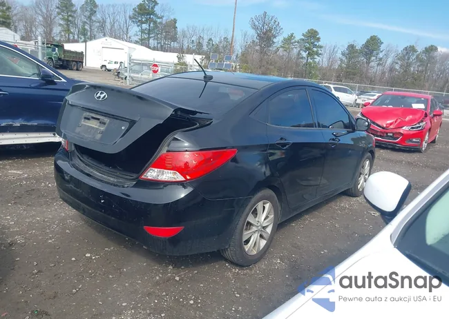 KMHCU4AE1CU244428: 44496067