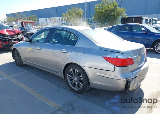 KMHGC4DF3BU127358: 44496096