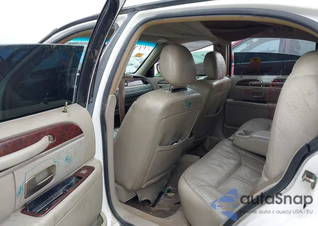 2LNBL8CV2AX612608: 44496102