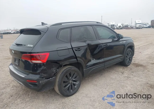 3VV5X7B24RM080150: 44496121