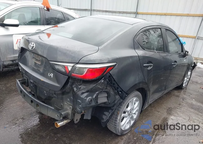 3MYDLBYV2HYL88804: 44496130