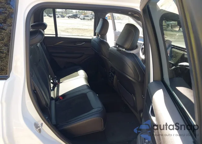 1C4RJGAG9SC307161: 44496185