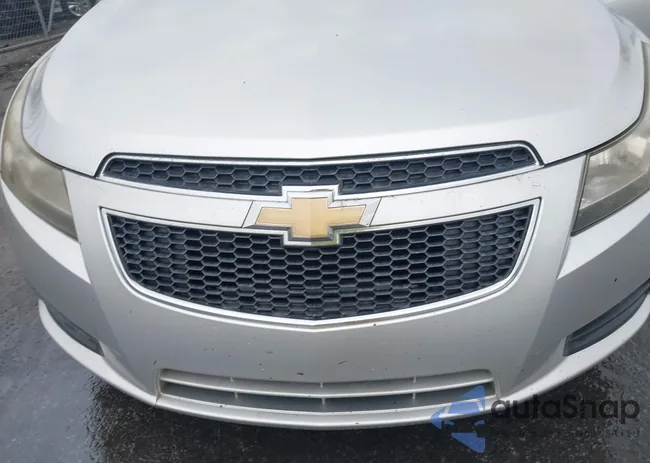 1G1PJ5SC3C7144405: 44496199