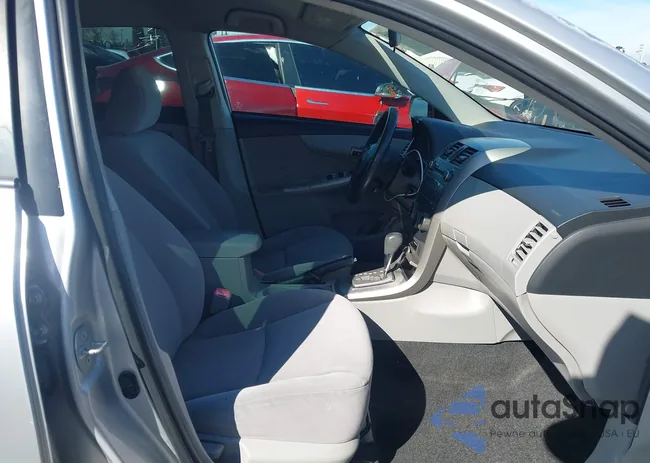 JTDBU4EE6BJ105454: 44496205