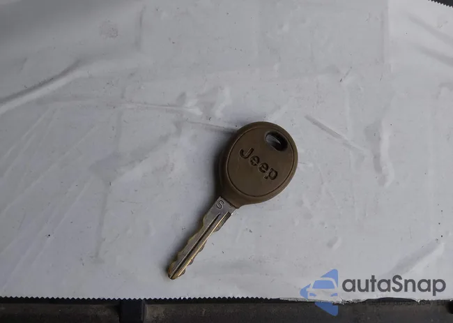 1C4NJPBA6GD711710: 44495341