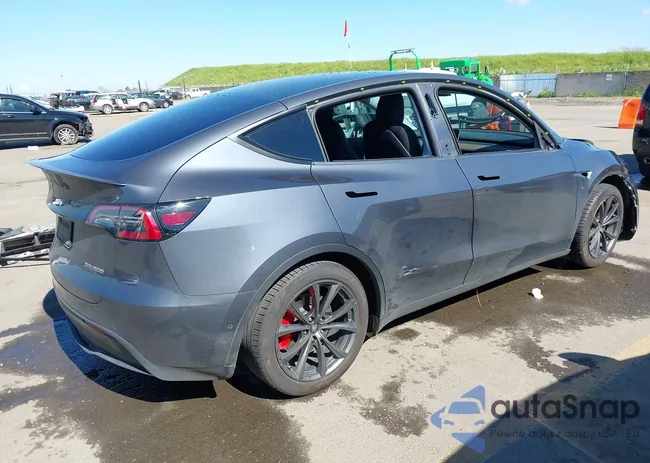 7SAYGDEF8NF484353: 44495414