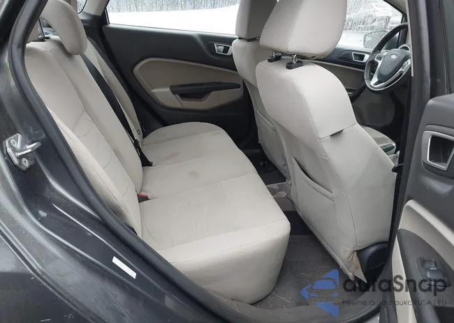 3FADP4BJ9FM110101: 44495423