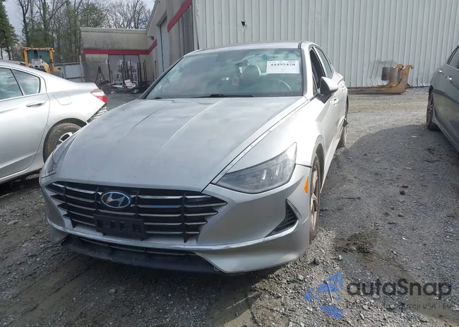 5NPEG4JA9MH077202: 44495428