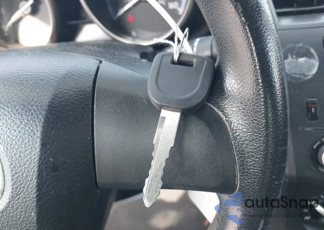 JM1BL1UG2C1530837: 44495552