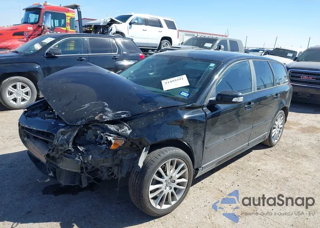 YV1382MW8A2526697: 44495591