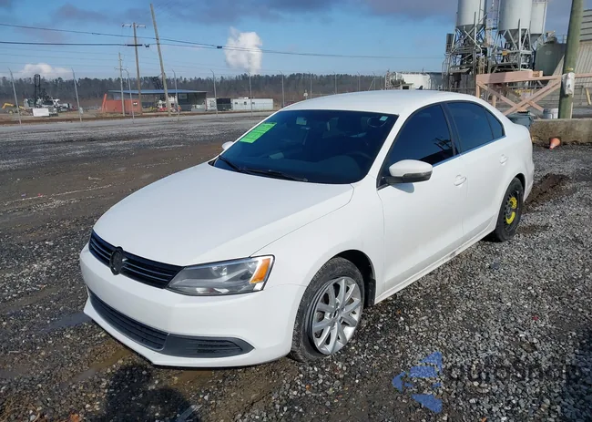 3VWD07AJ5EM218194: 44496683