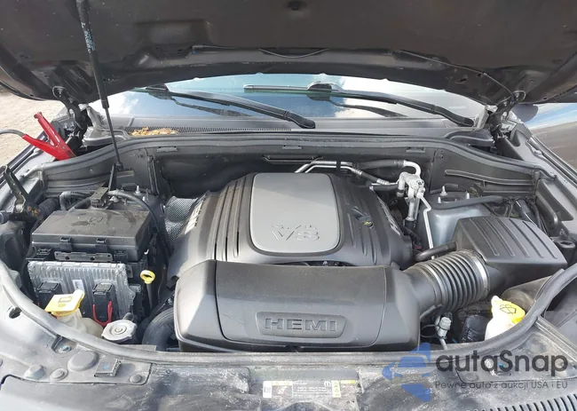 1C4SDJFT7PC631518: 44496688