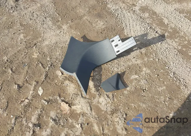 1C4SDJFT7PC631518: 44496688