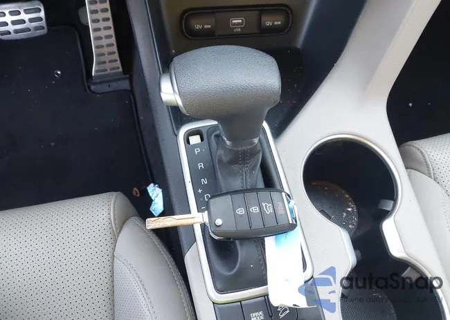 KNDP63AC0L7760626: 44496800