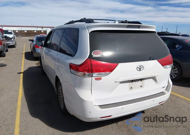 5TDYK3DC7CS275093: 44496817