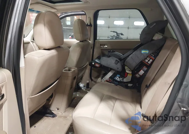 1FMCU0E74BKA80123: 44496827