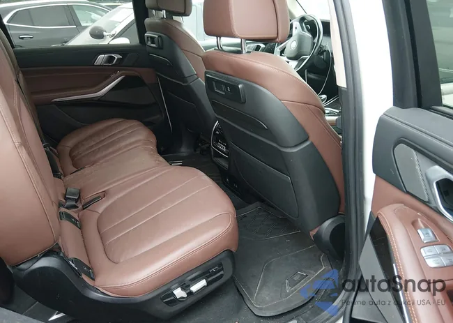 5UXCW2C04L9A01849: 44496925