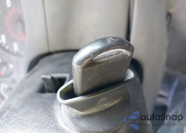 1FTYR10D58PB02947: 44496941