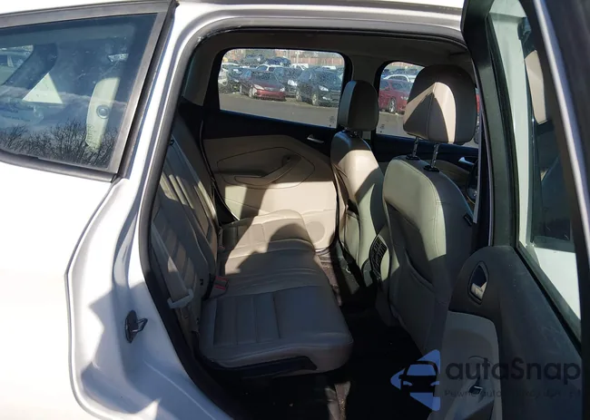 1FADP5EU4HL111236: 44496964