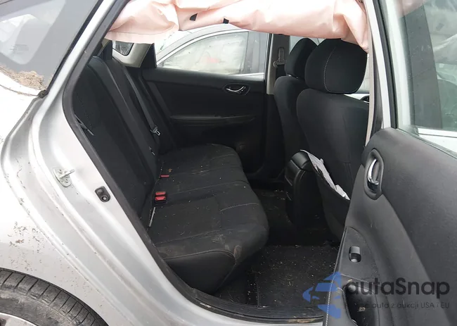 3N1AB7AP1JY279889: 44497012