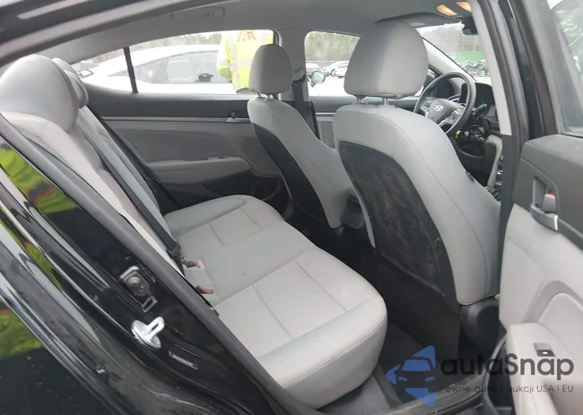 5NPD84LF0HH057007: 44497171