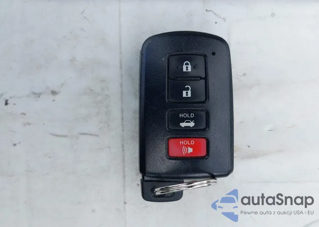 2T1BURHE9JC122283: 44497259