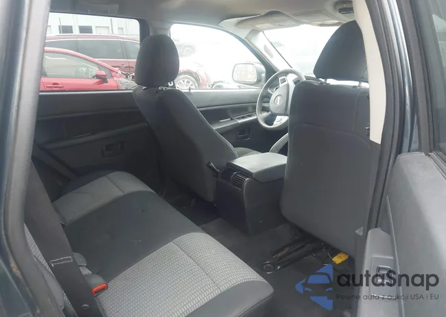 1J8GS48KX8C186767: 44497262