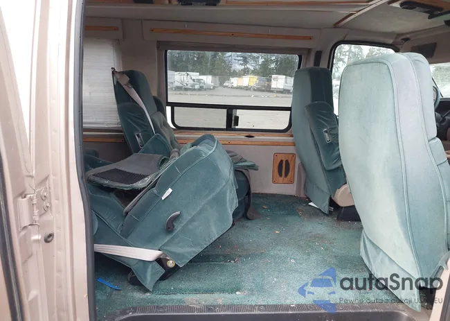 1FDEE142XVHA83756: 44496306