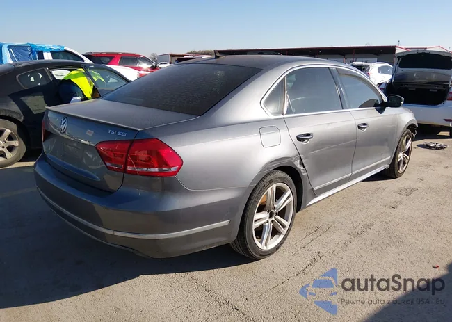 1VWCS7A30EC062946: 44496331